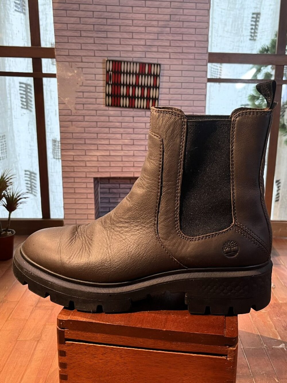 Timberland Cortina Valley Chelsea Boots size 9